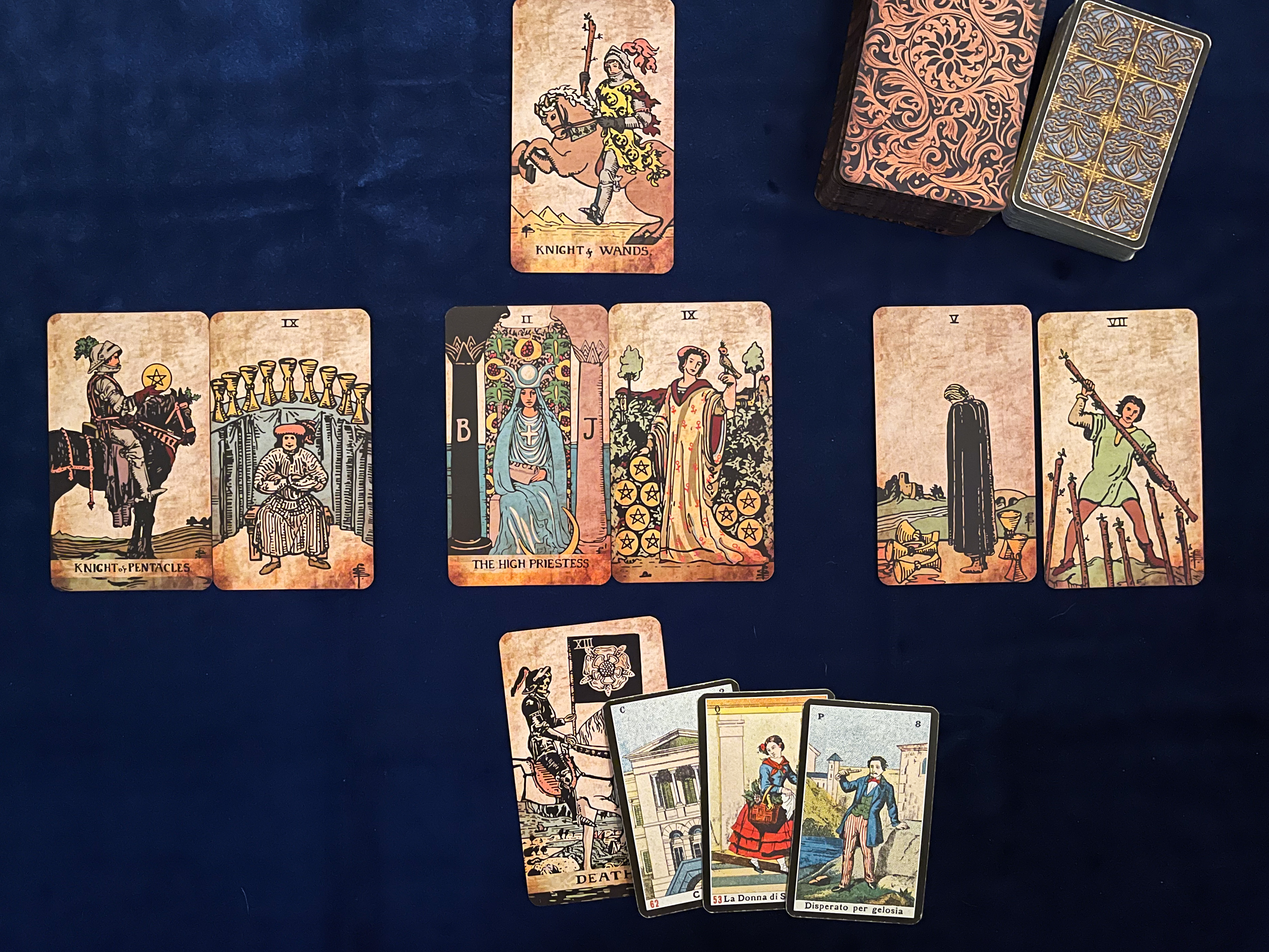Qué Esperar de Tu Primera Lectura de Tarot en Línea